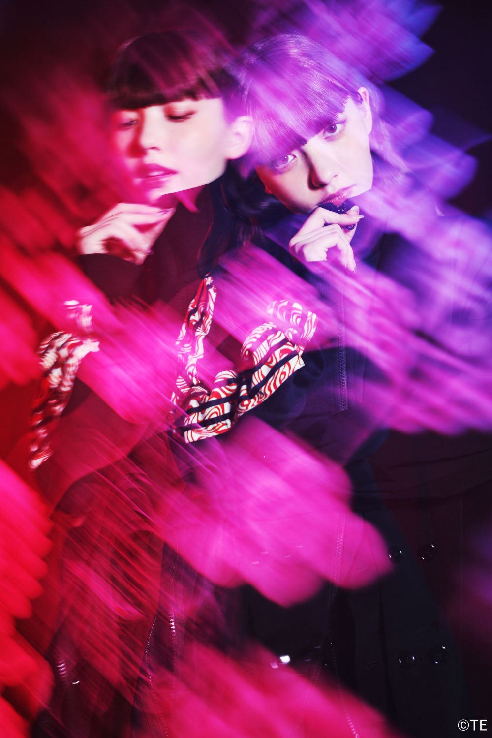 LOOK 06