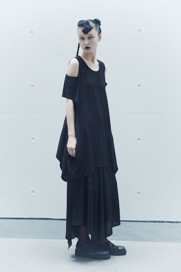 LIMI feu Spring / Summer 2025 Collection | Yohji Yamamoto (ヨウジ 
