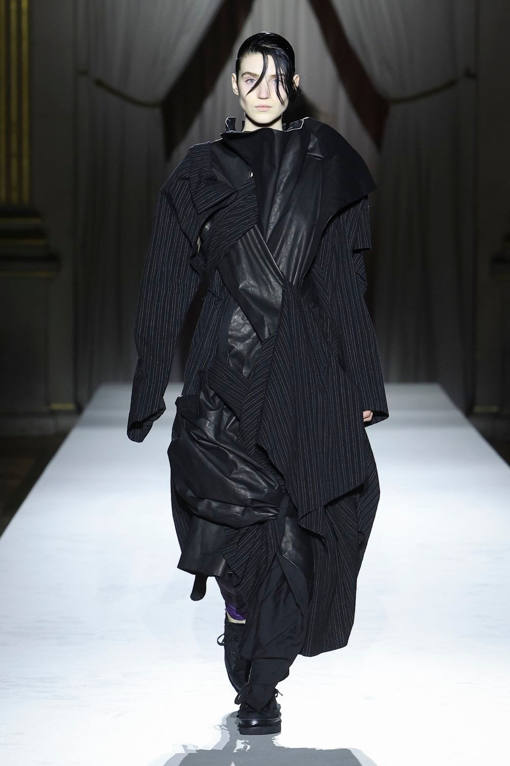 LOOK 10