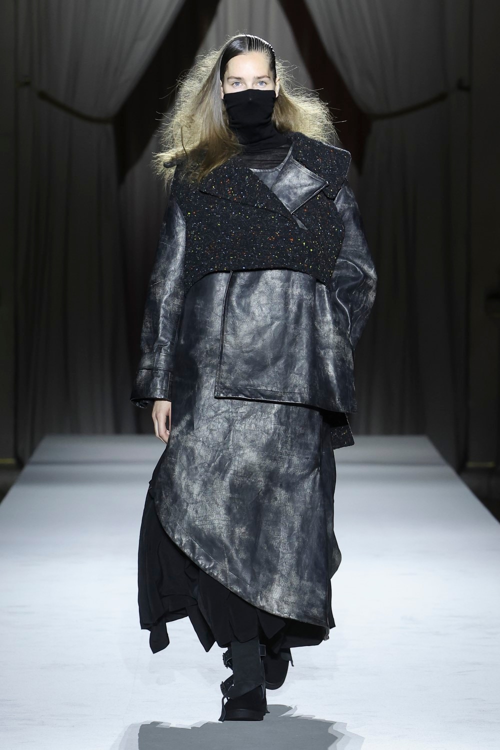LOOK 13