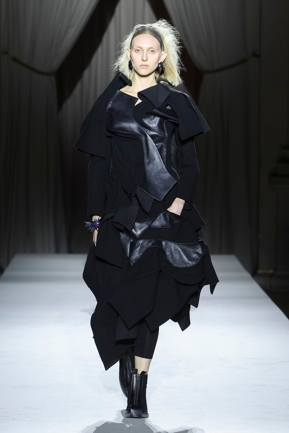 LOOK 14