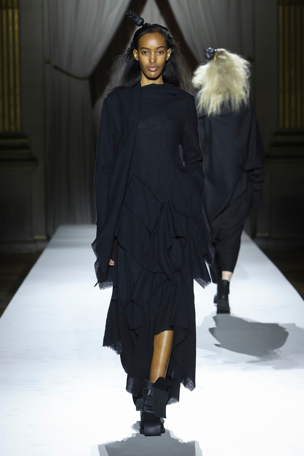 LOOK 16