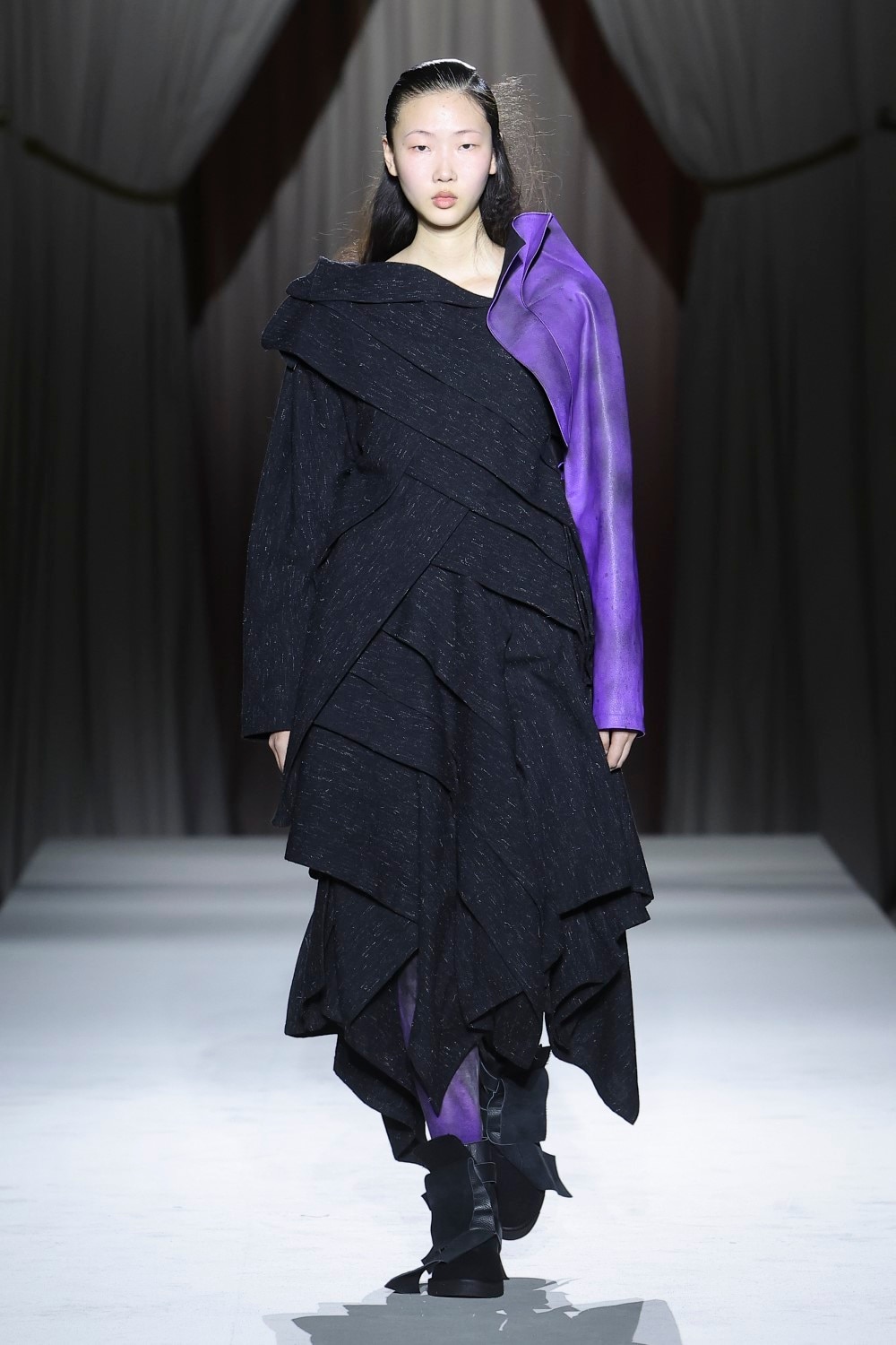 LOOK 23