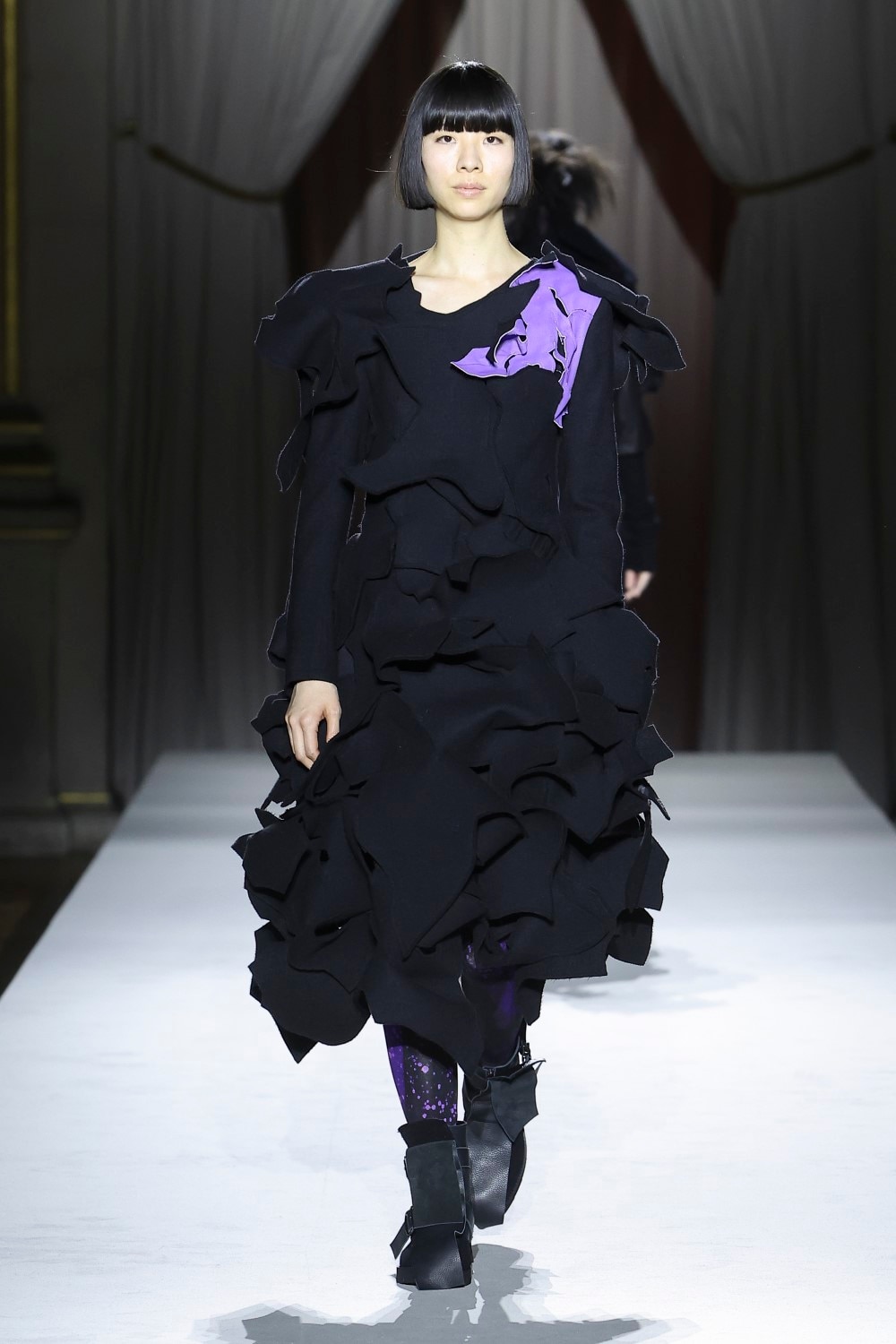 LOOK 26