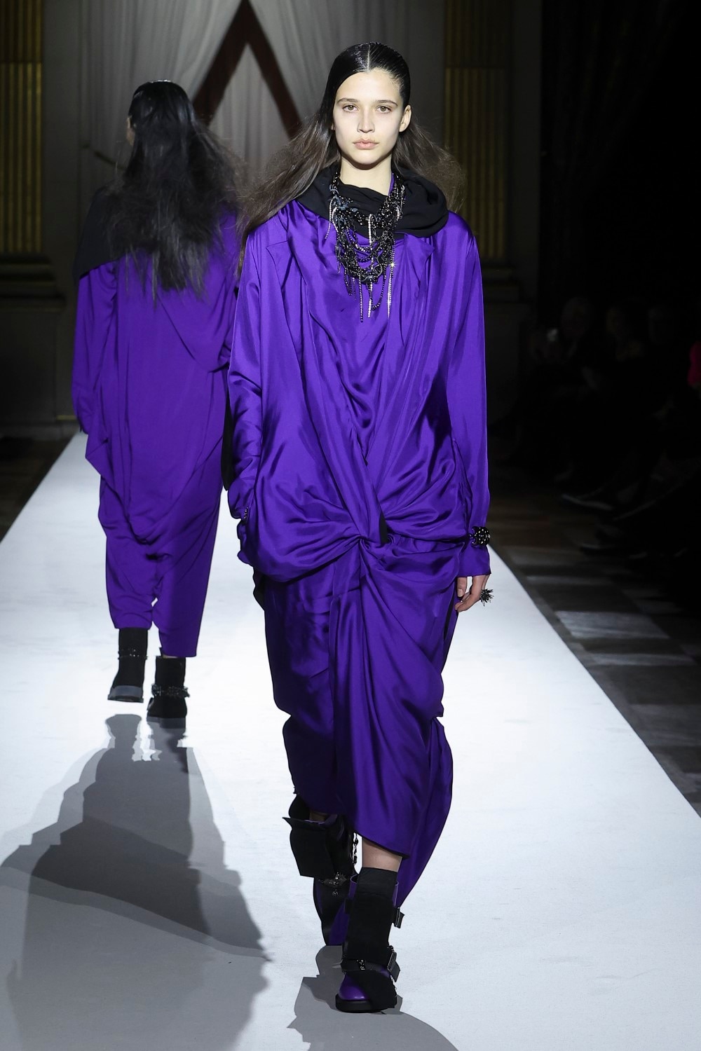 LOOK 36