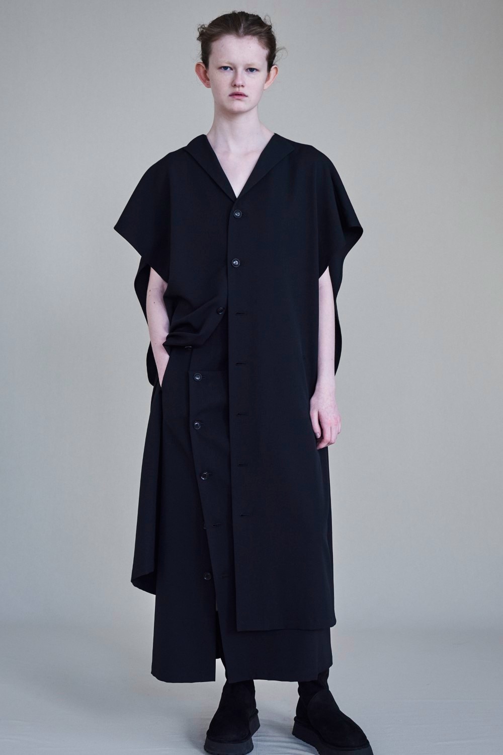LOOK 02