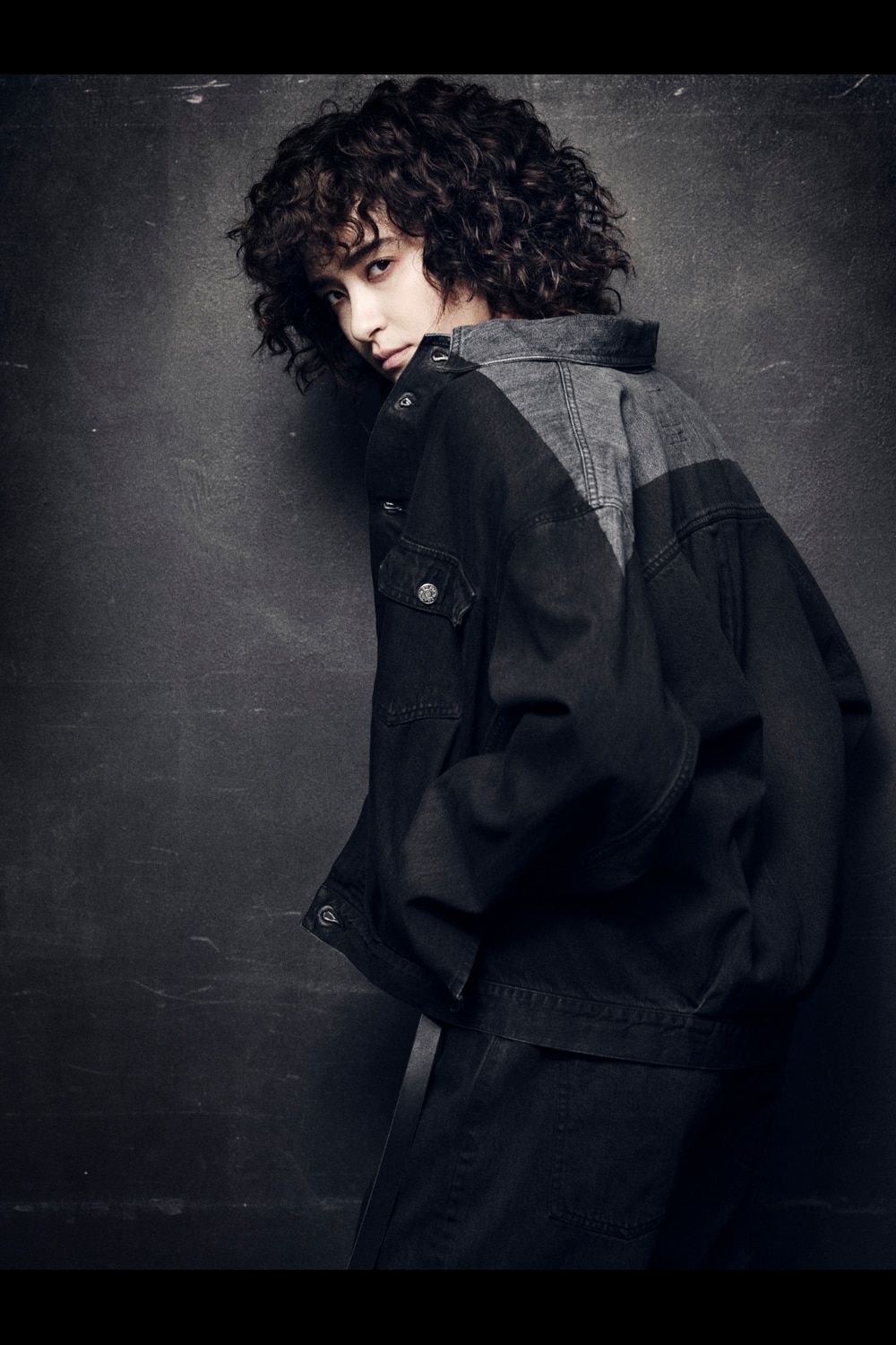 LOOK 12