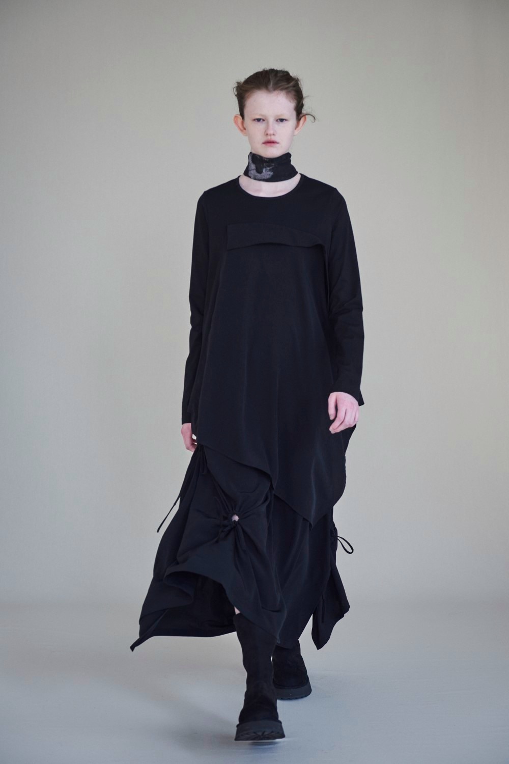 LOOK 04