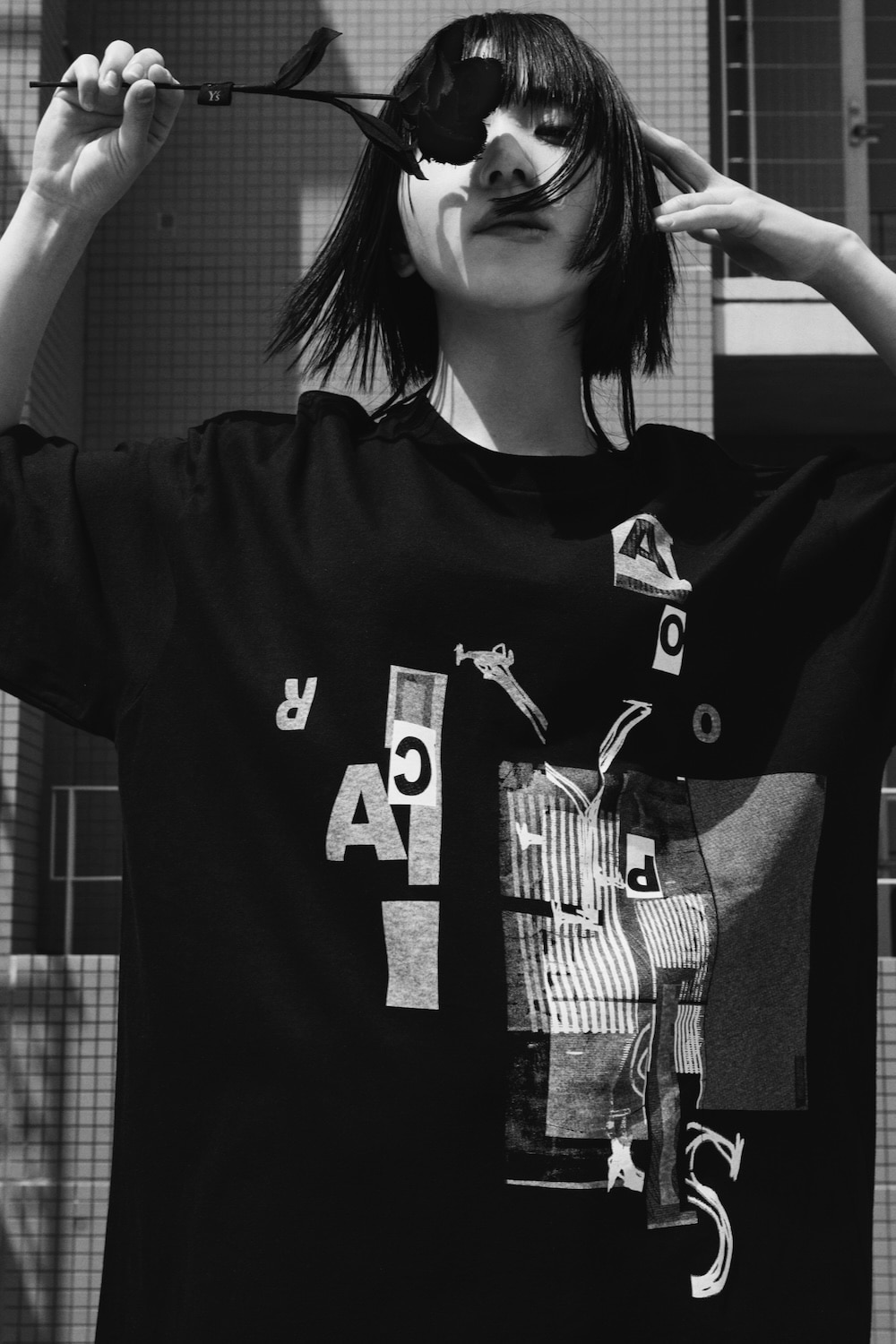 LOOK 04