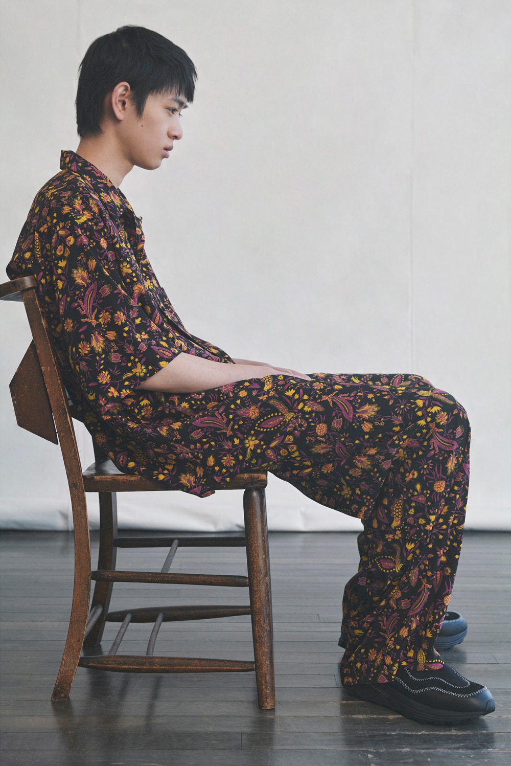 LOOK 03