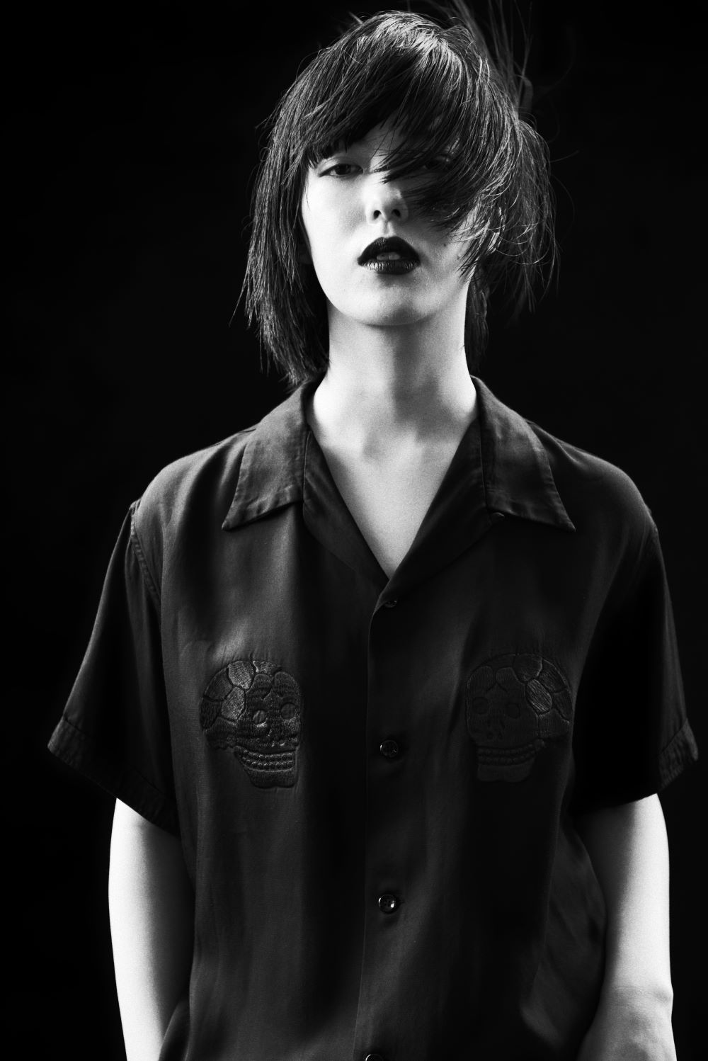 LOOK 02