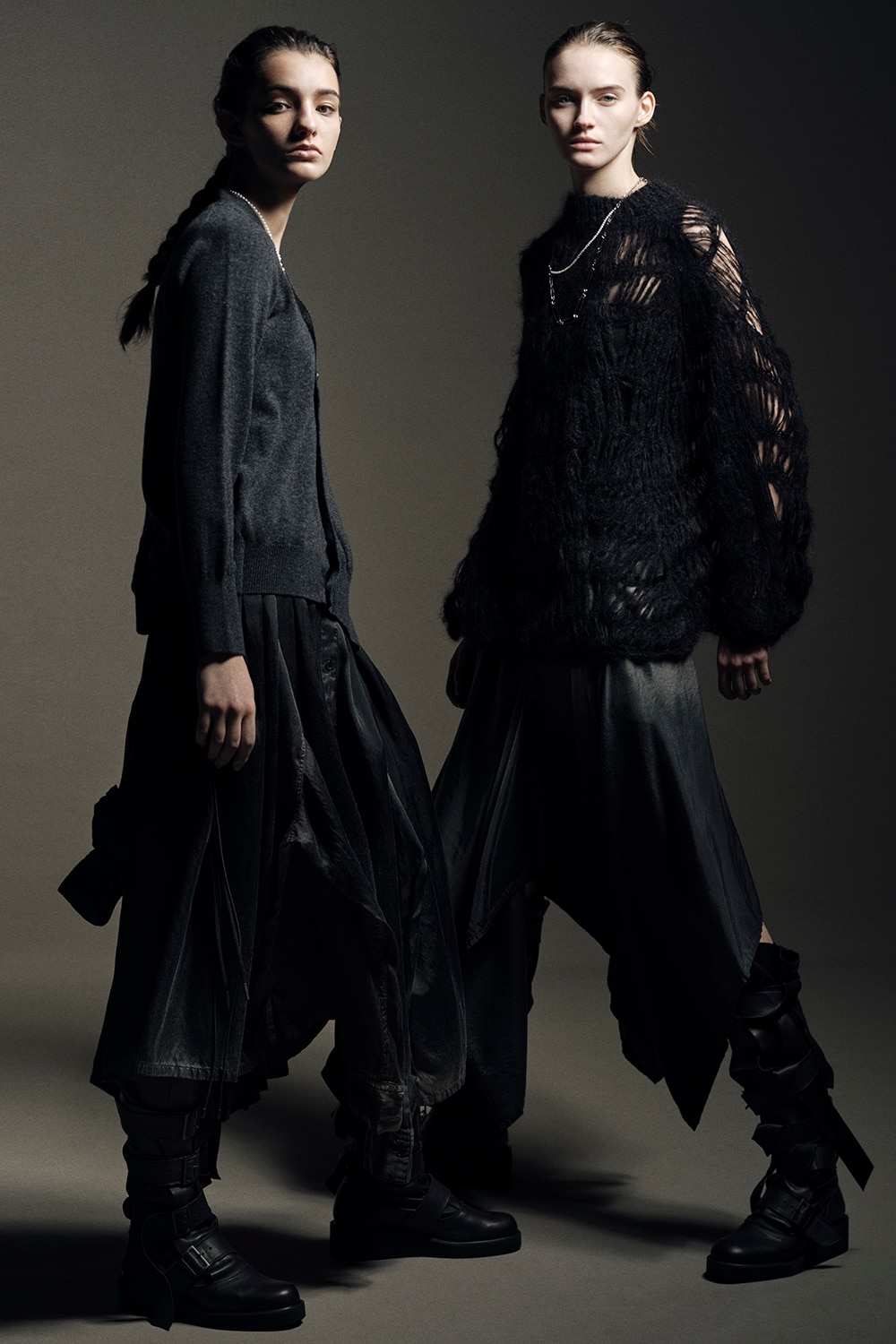 LOOK 01