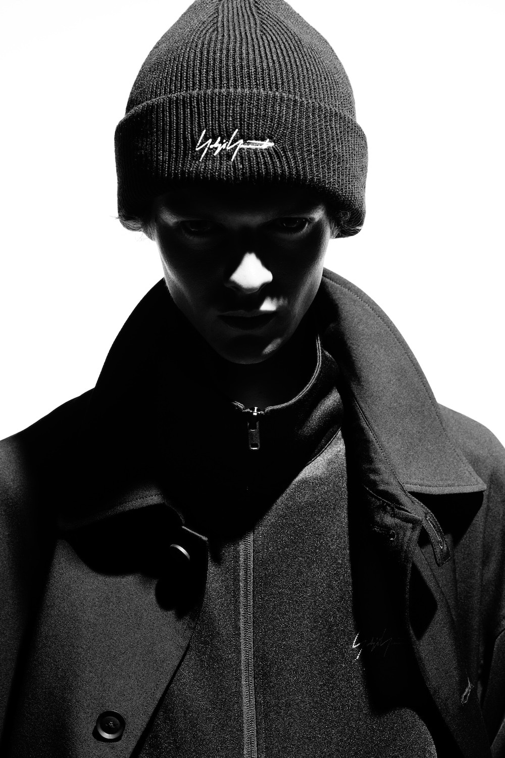 LOOK 01