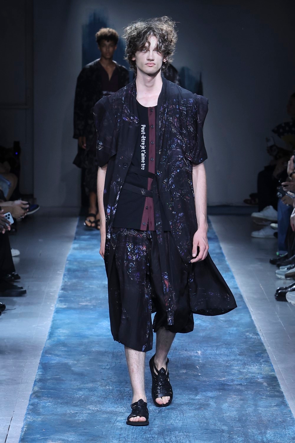 LOOK 07