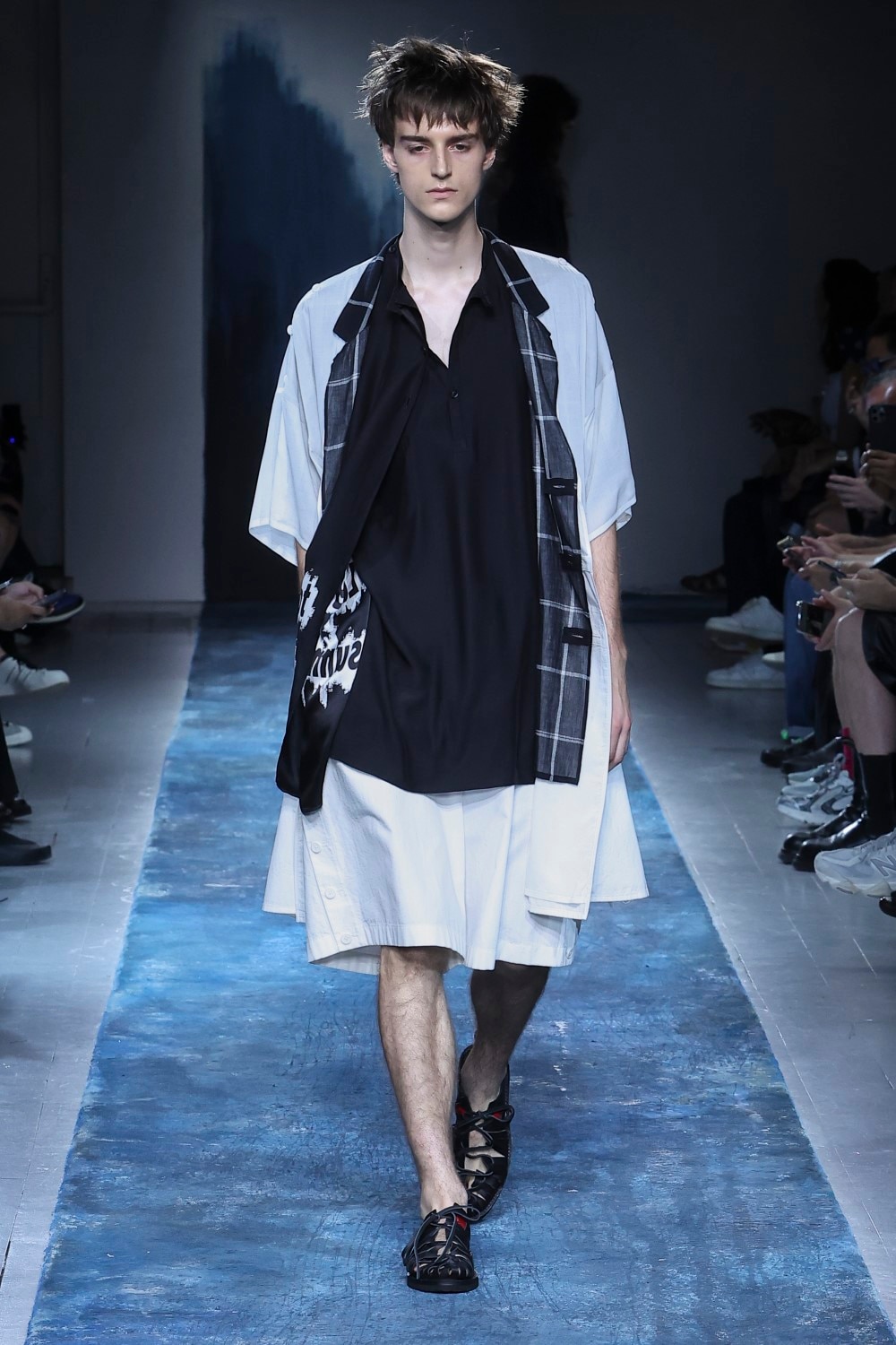 LOOK 21