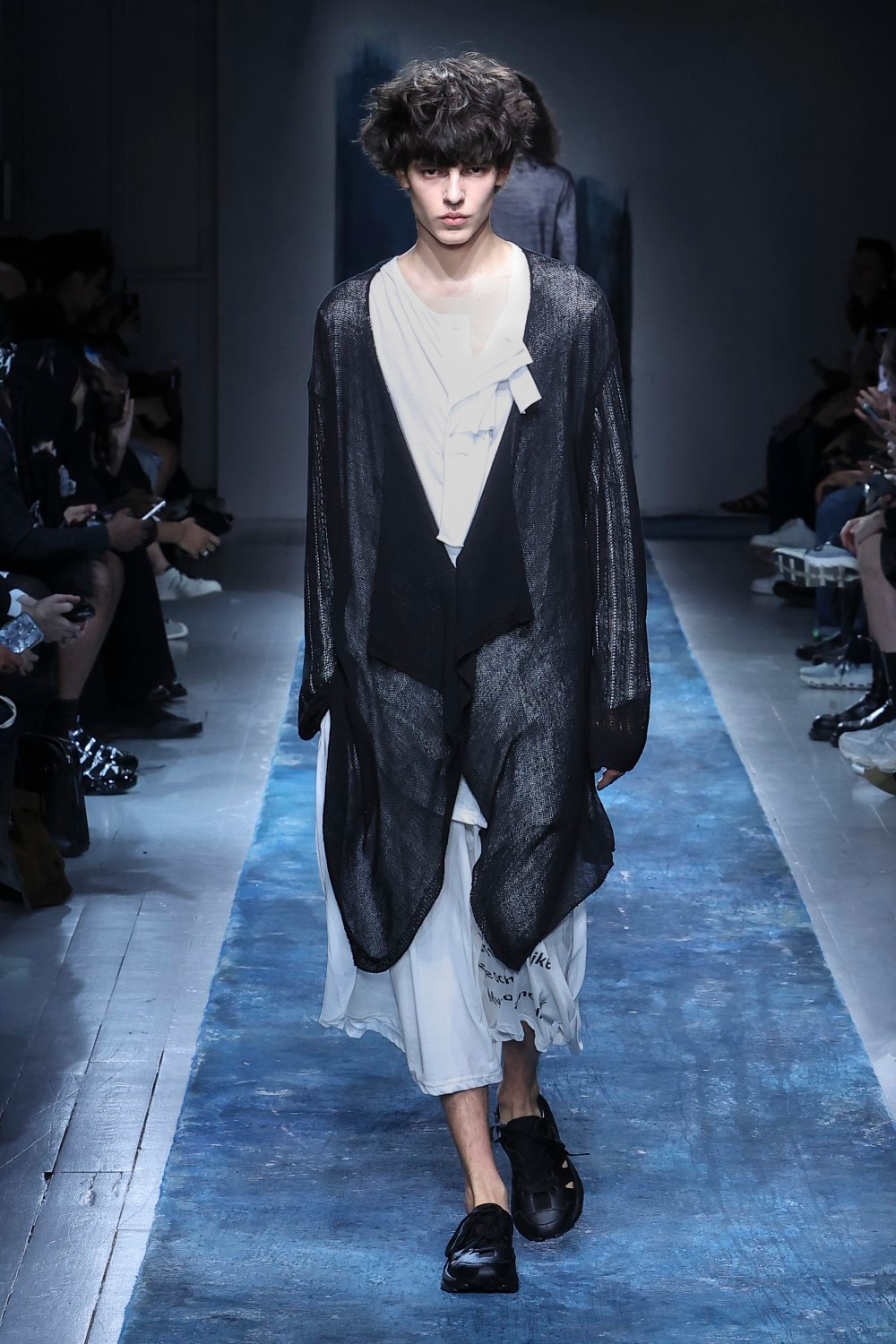 LOOK 26