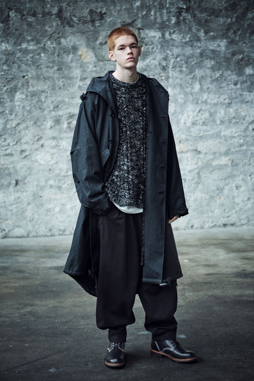 LOOK 23