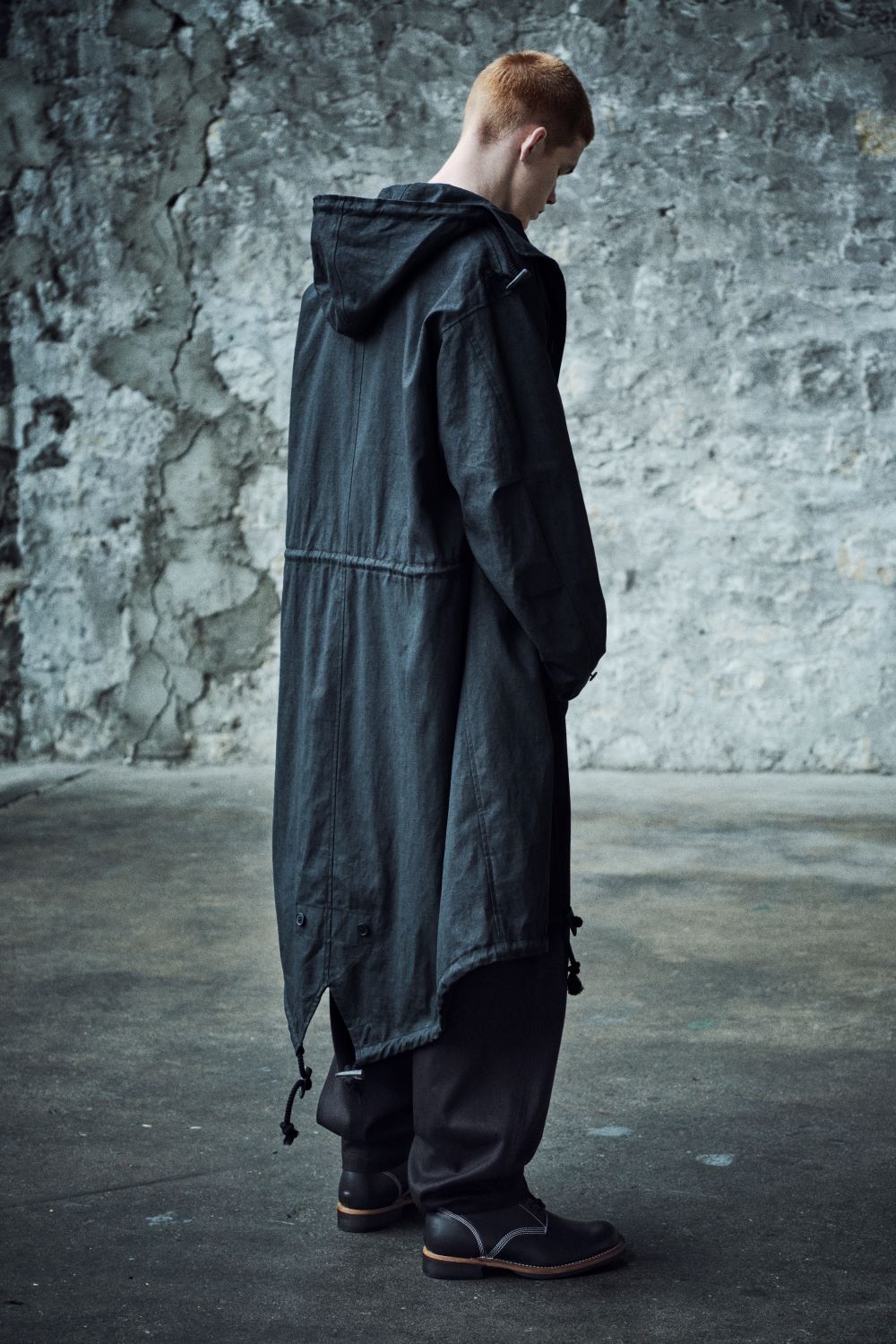LOOK 24