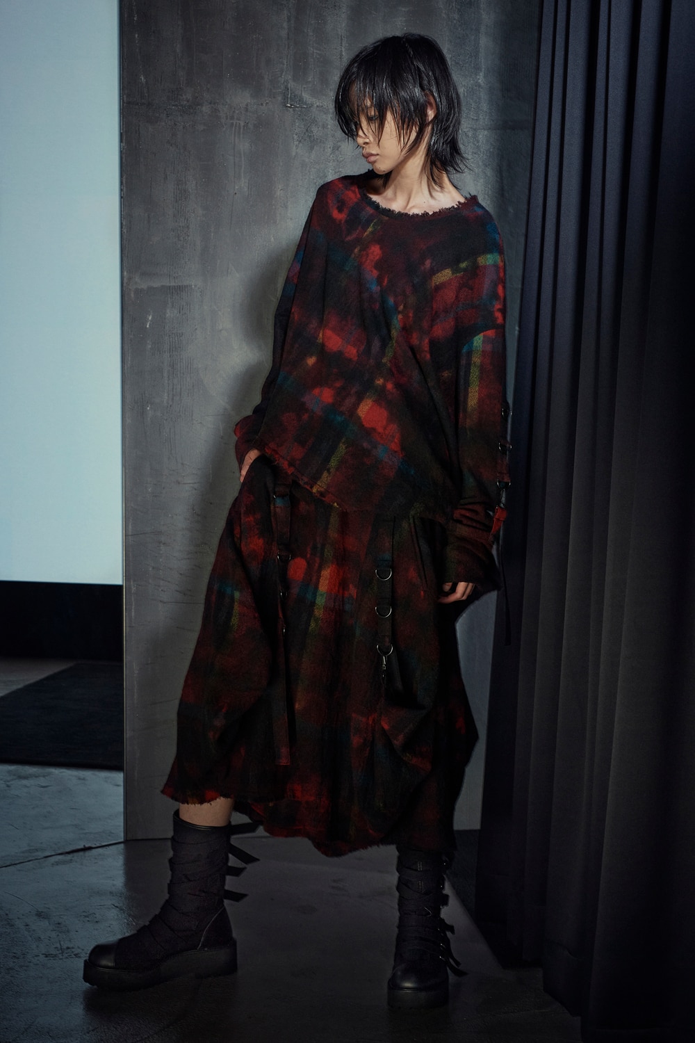 LOOK 1