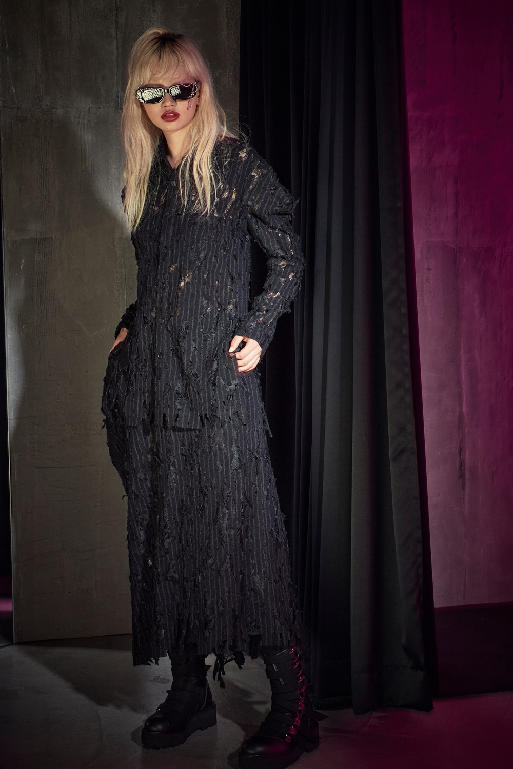 LOOK 23