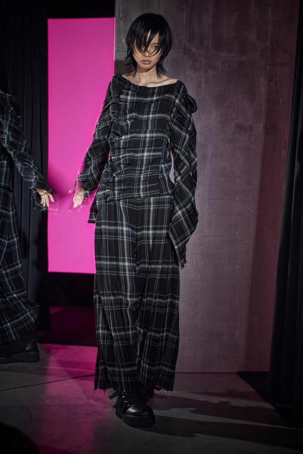 LOOK 9
