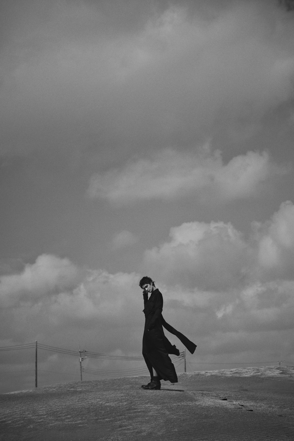 LOOK 03