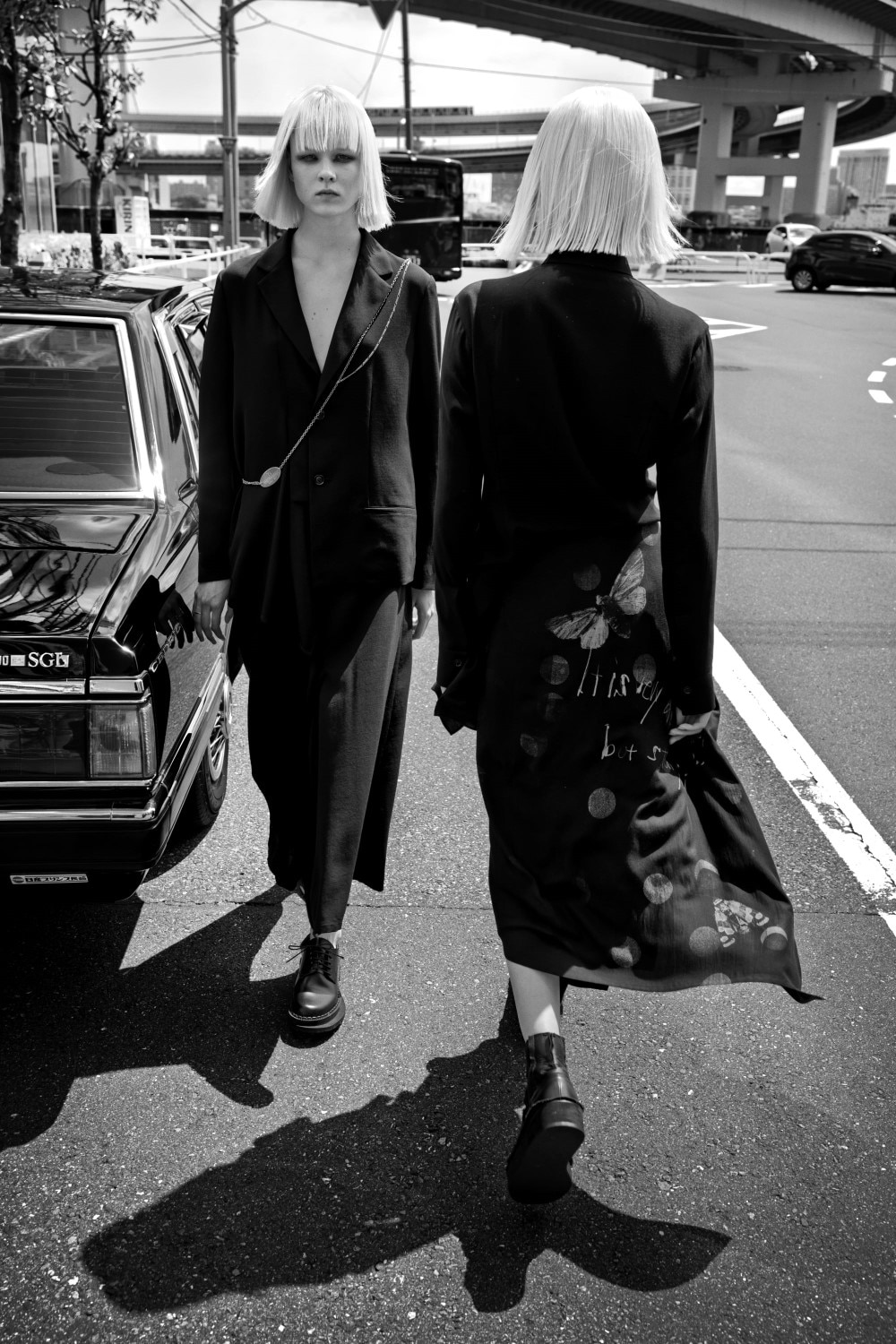 LOOK 08