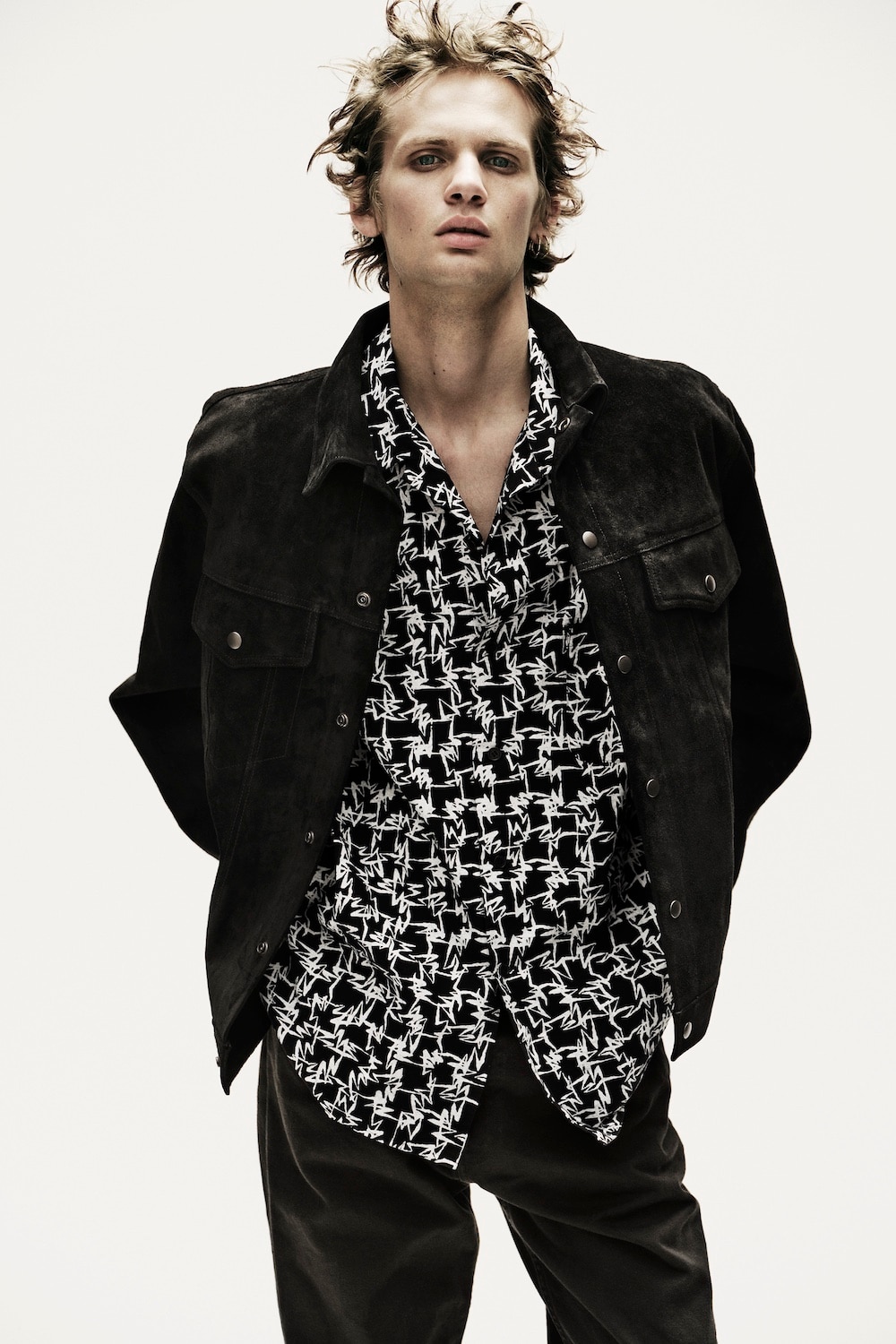 LOOK 09