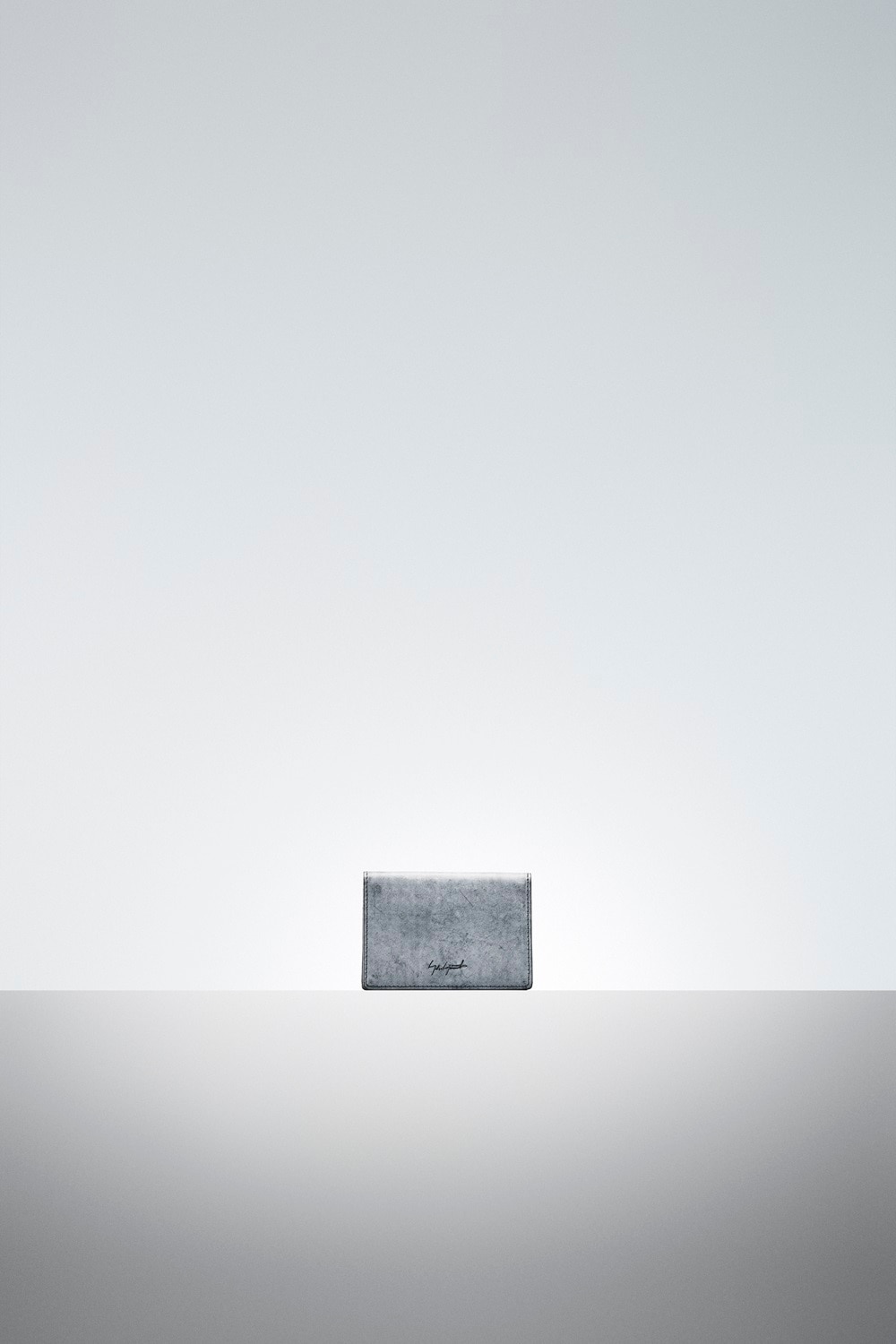 LOOK CARD HOLDER