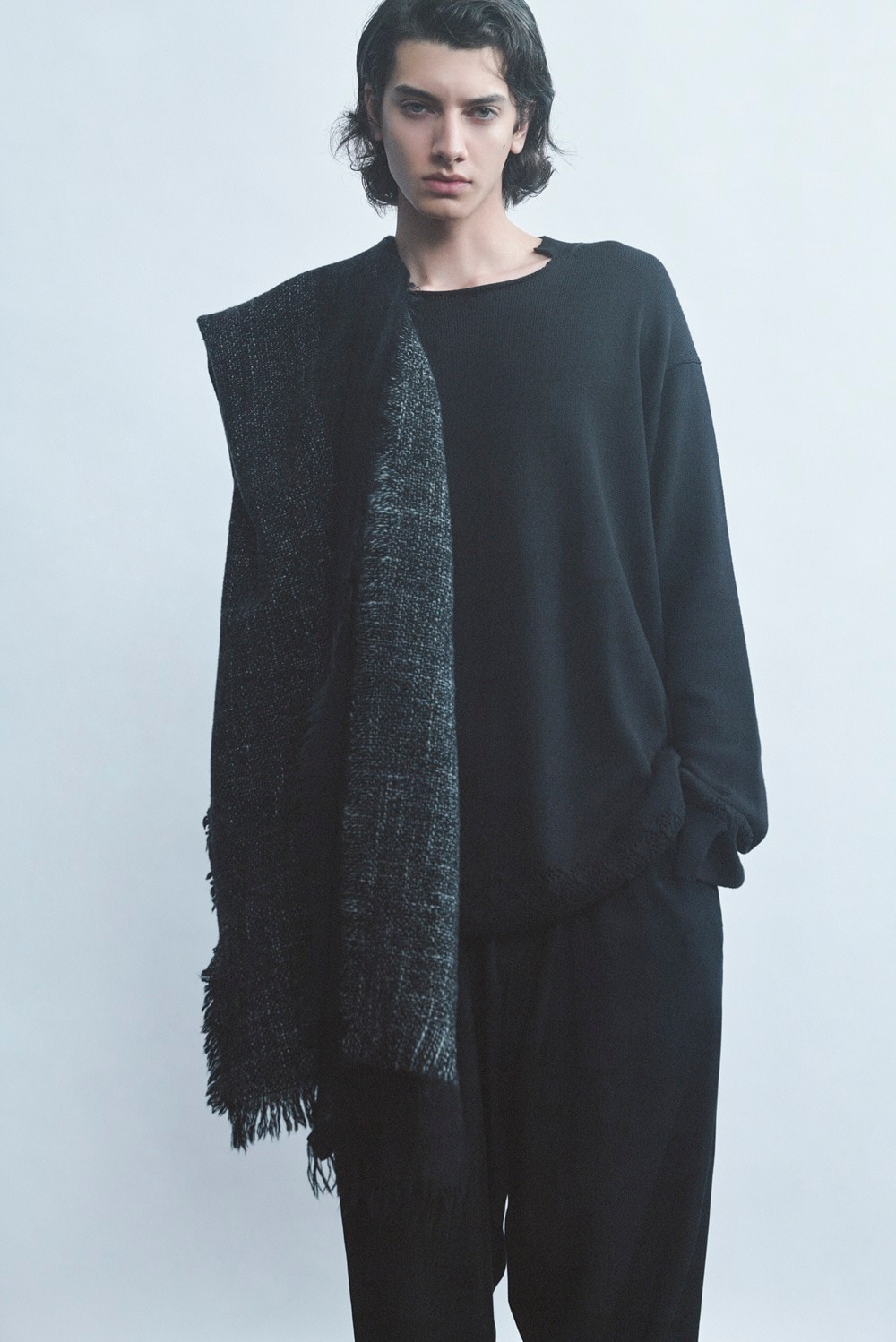 LOOK STOLE
