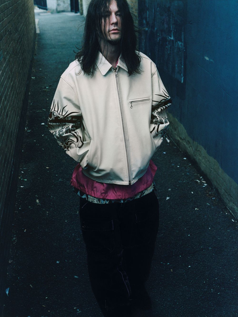LOOK 04