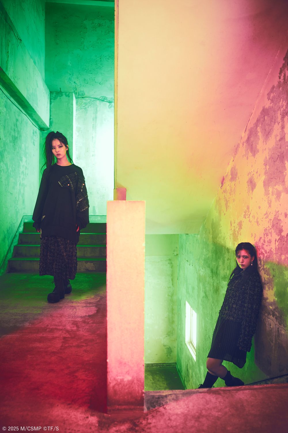 LOOK 04