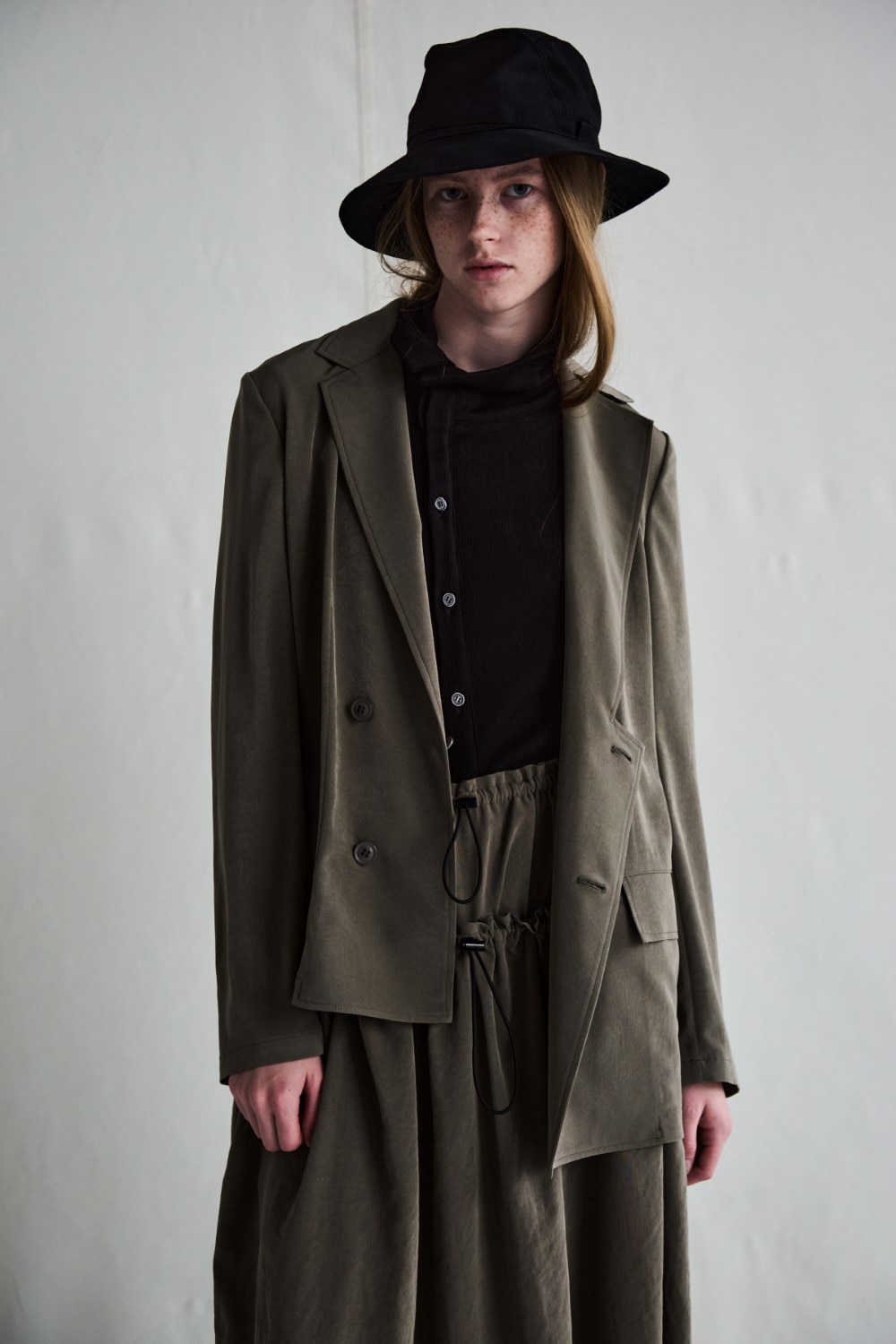 LOOK 13