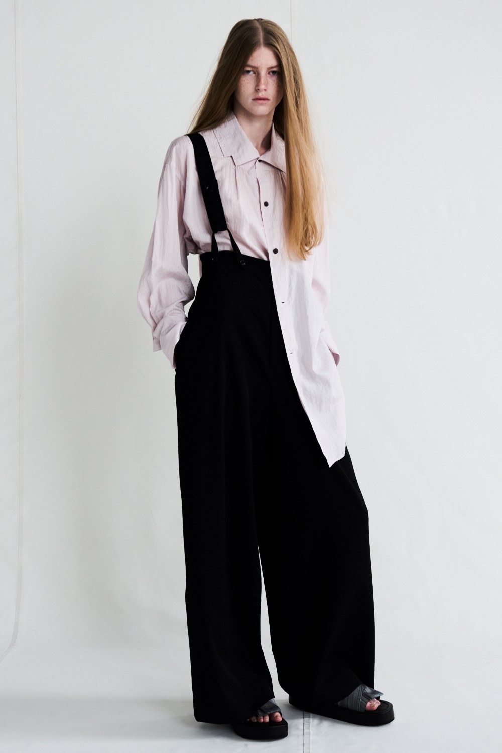 LOOK 32
