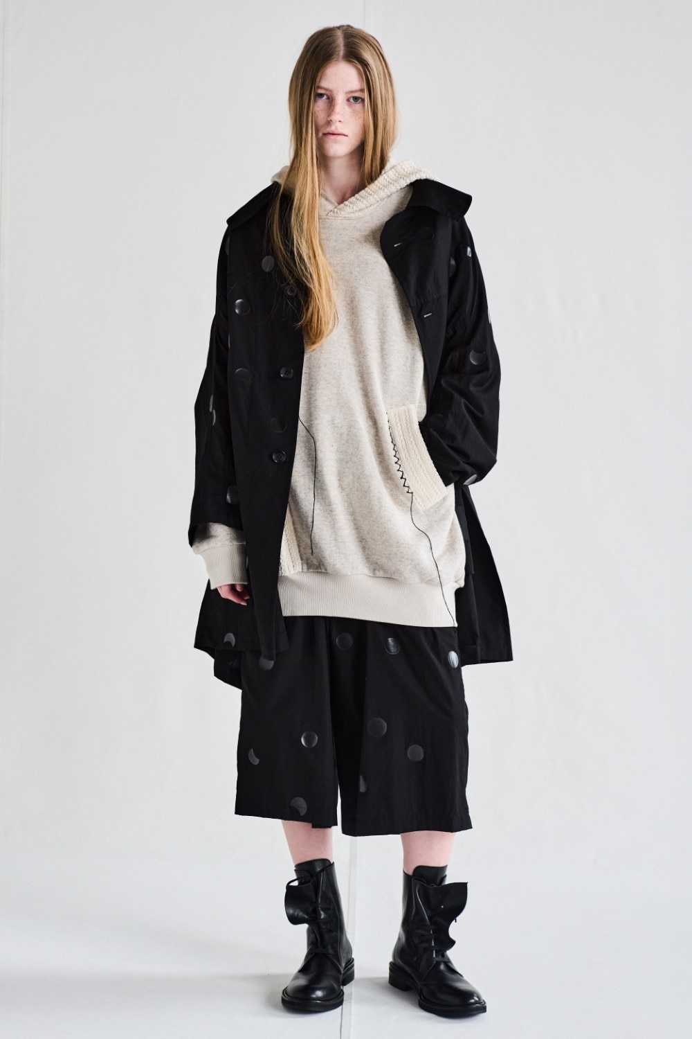 LOOK 09