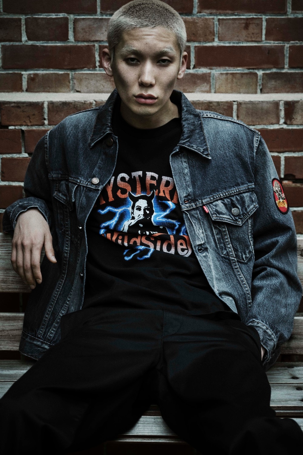 LOOK 5
