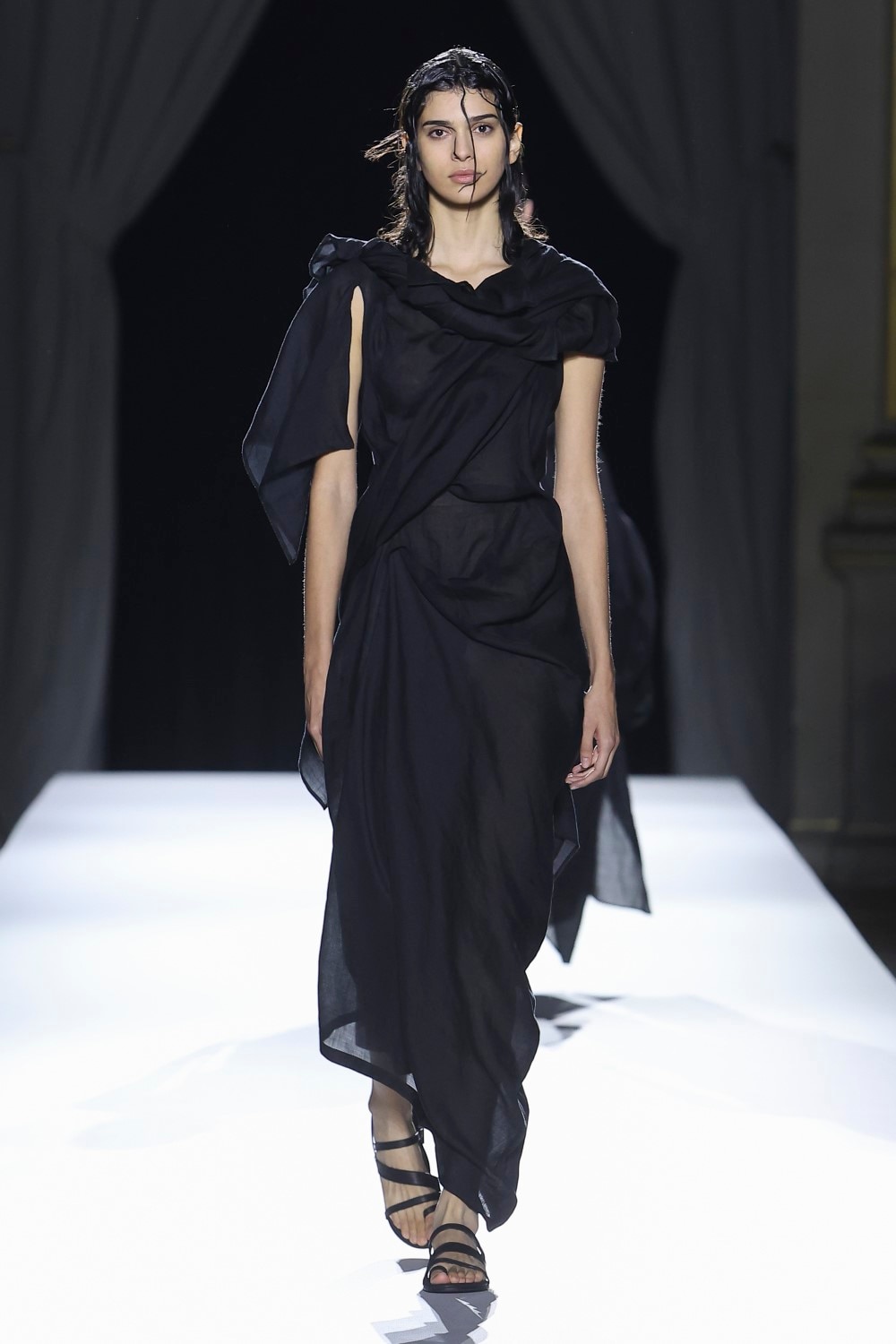 LOOK 14