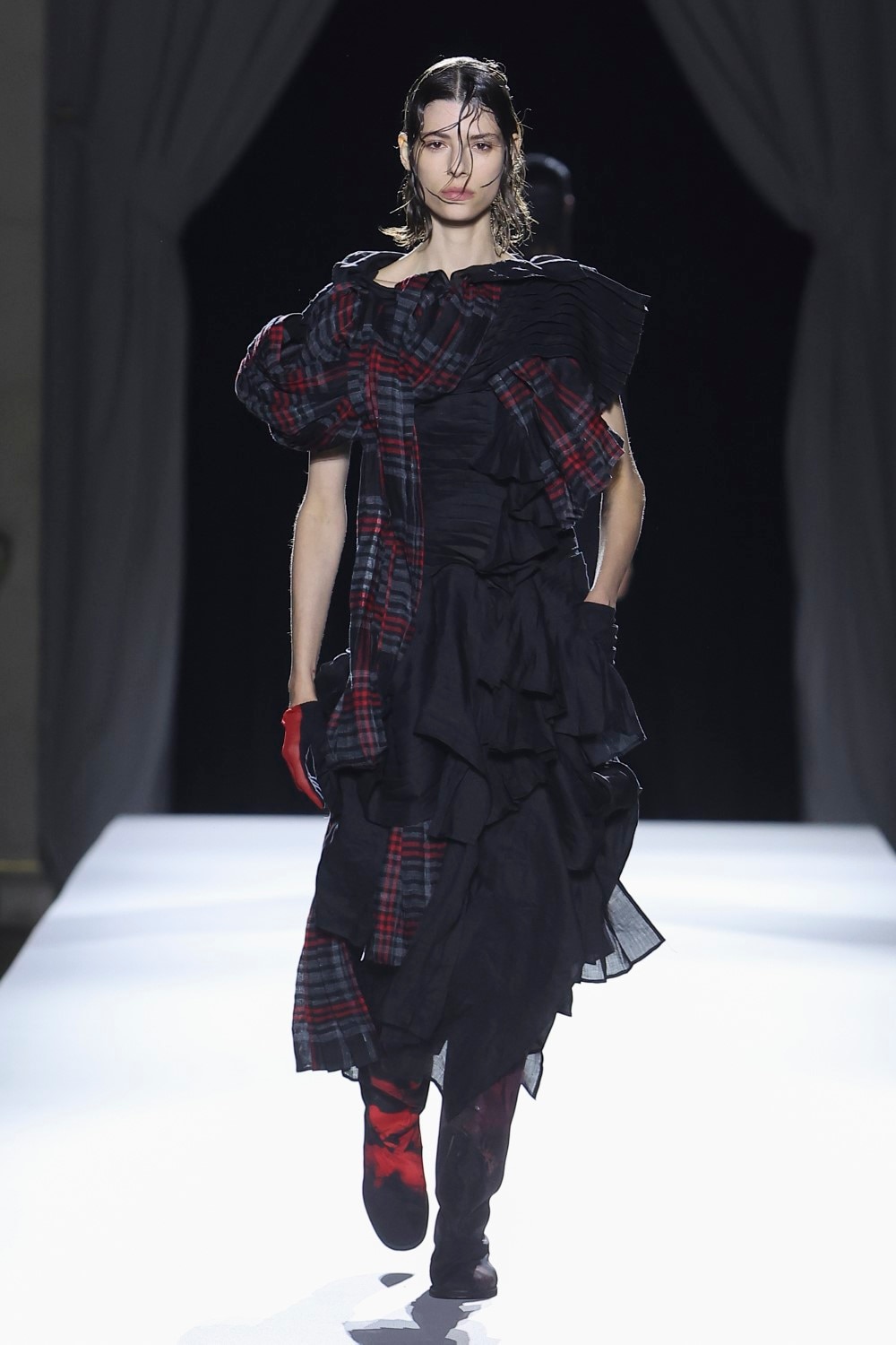 LOOK 22