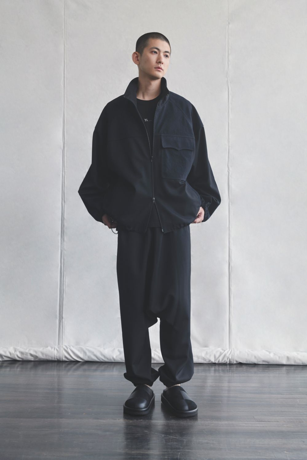 LOOK 19
