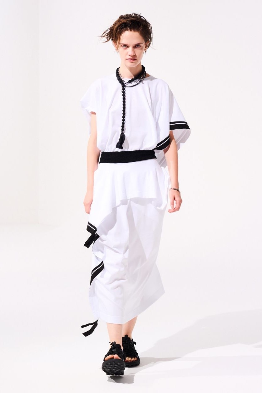 LOOK 21