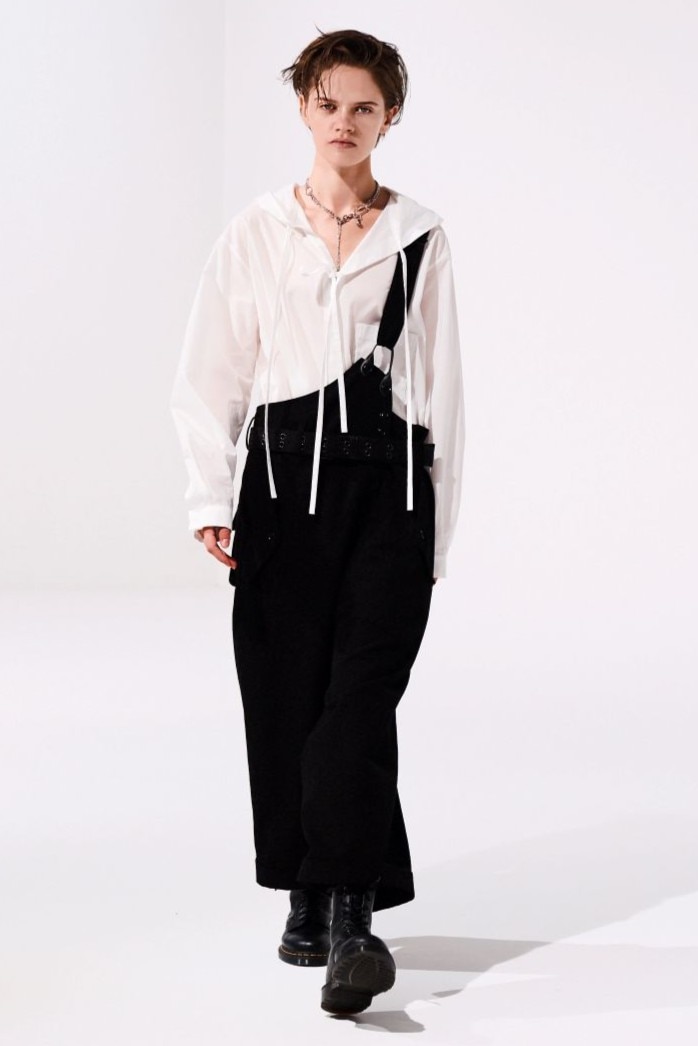 LOOK 03