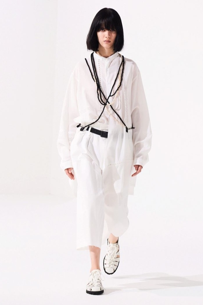 LOOK 12