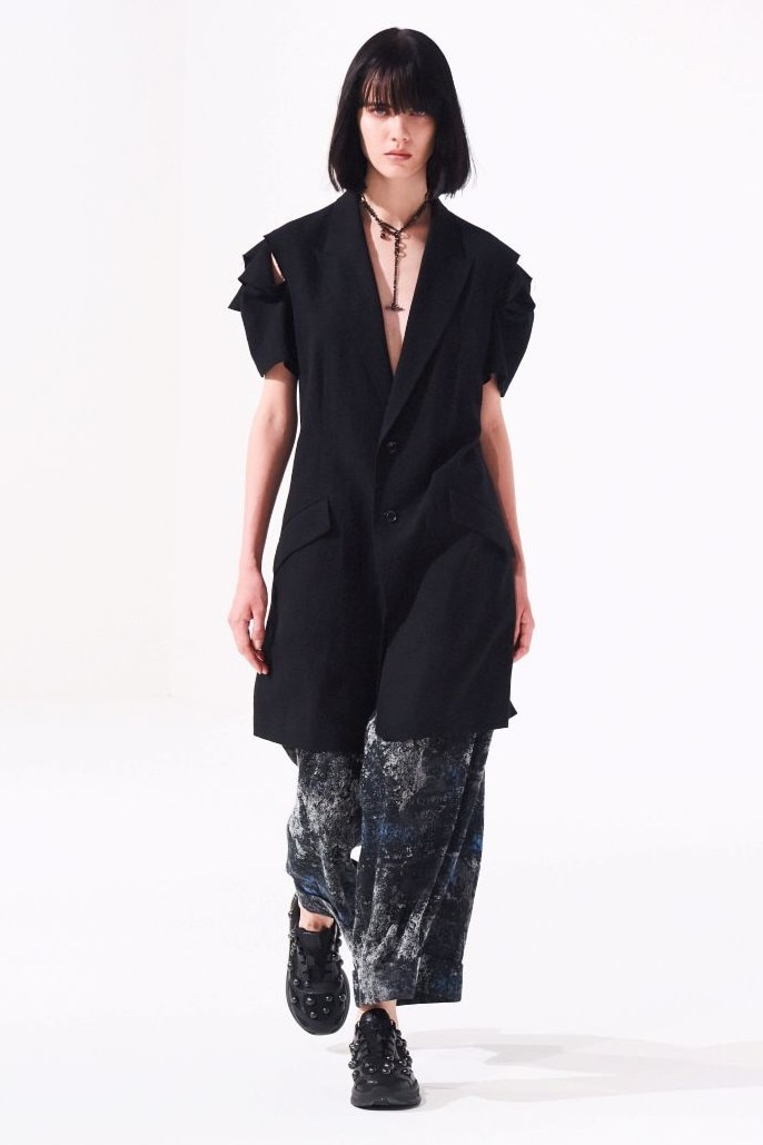 LOOK 18
