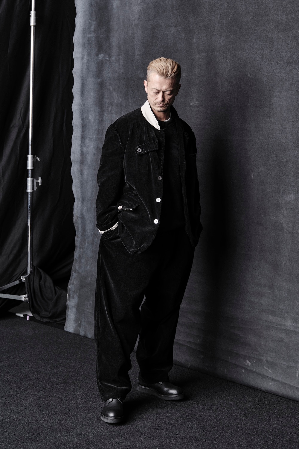 LOOK 03