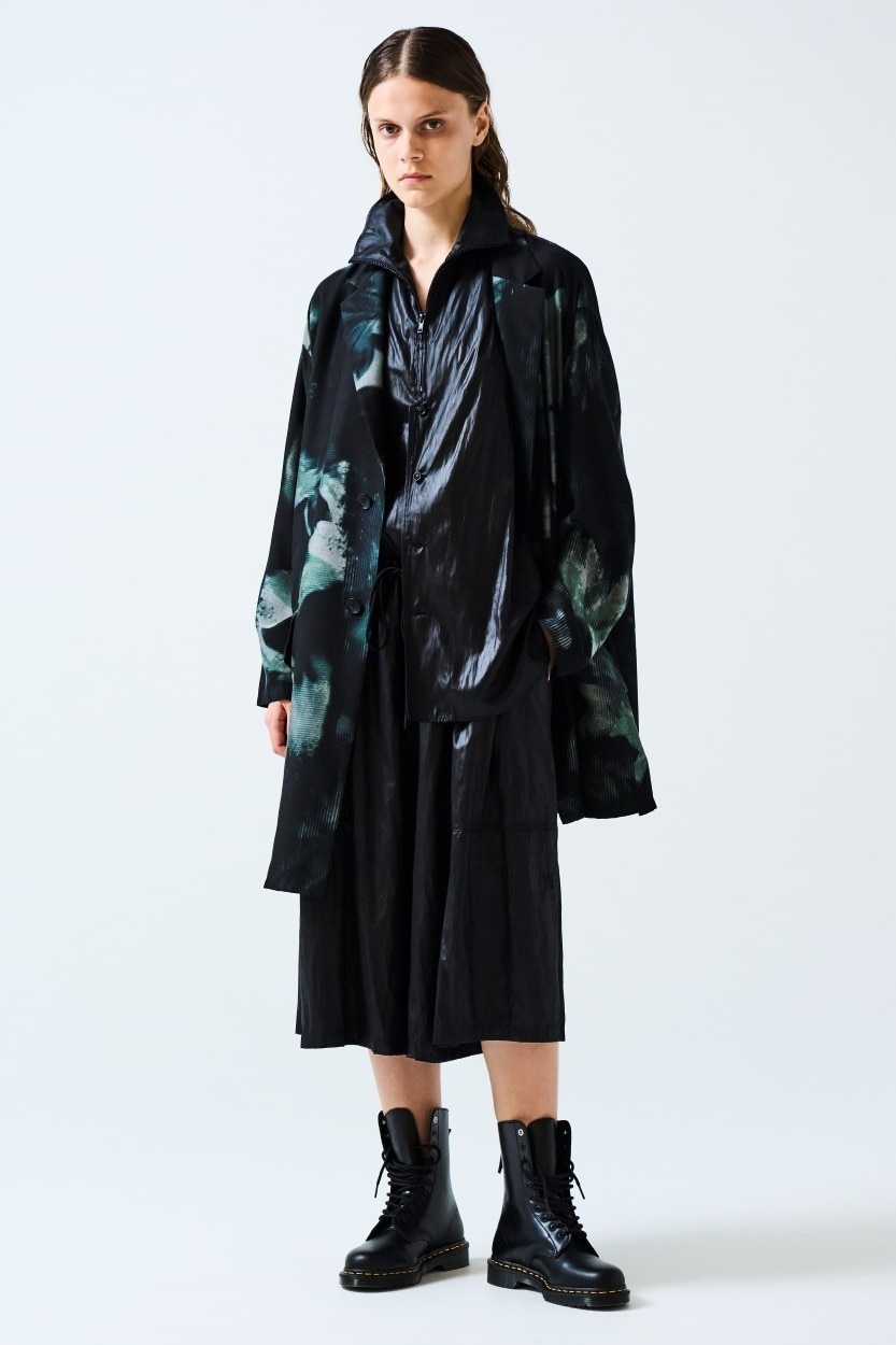 LOOK 22