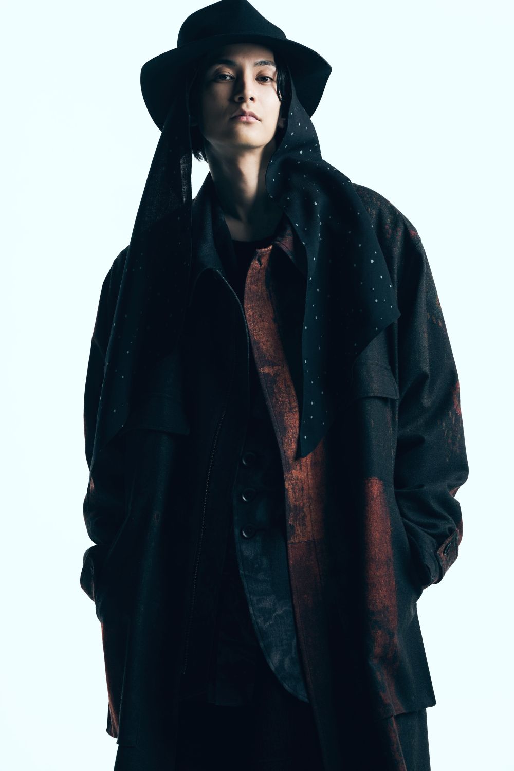 LOOK 12