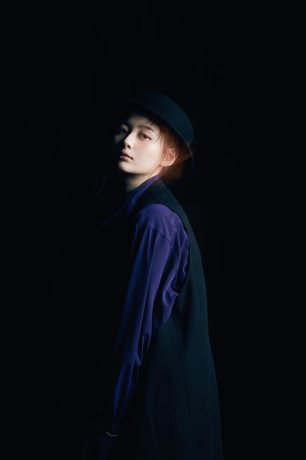 LOOK 53