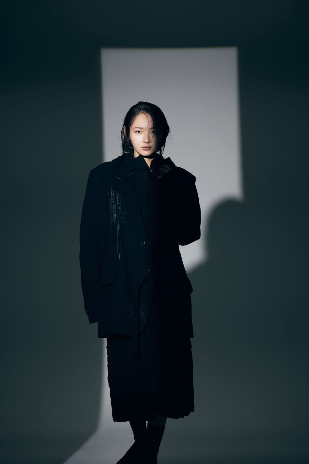 LOOK 2