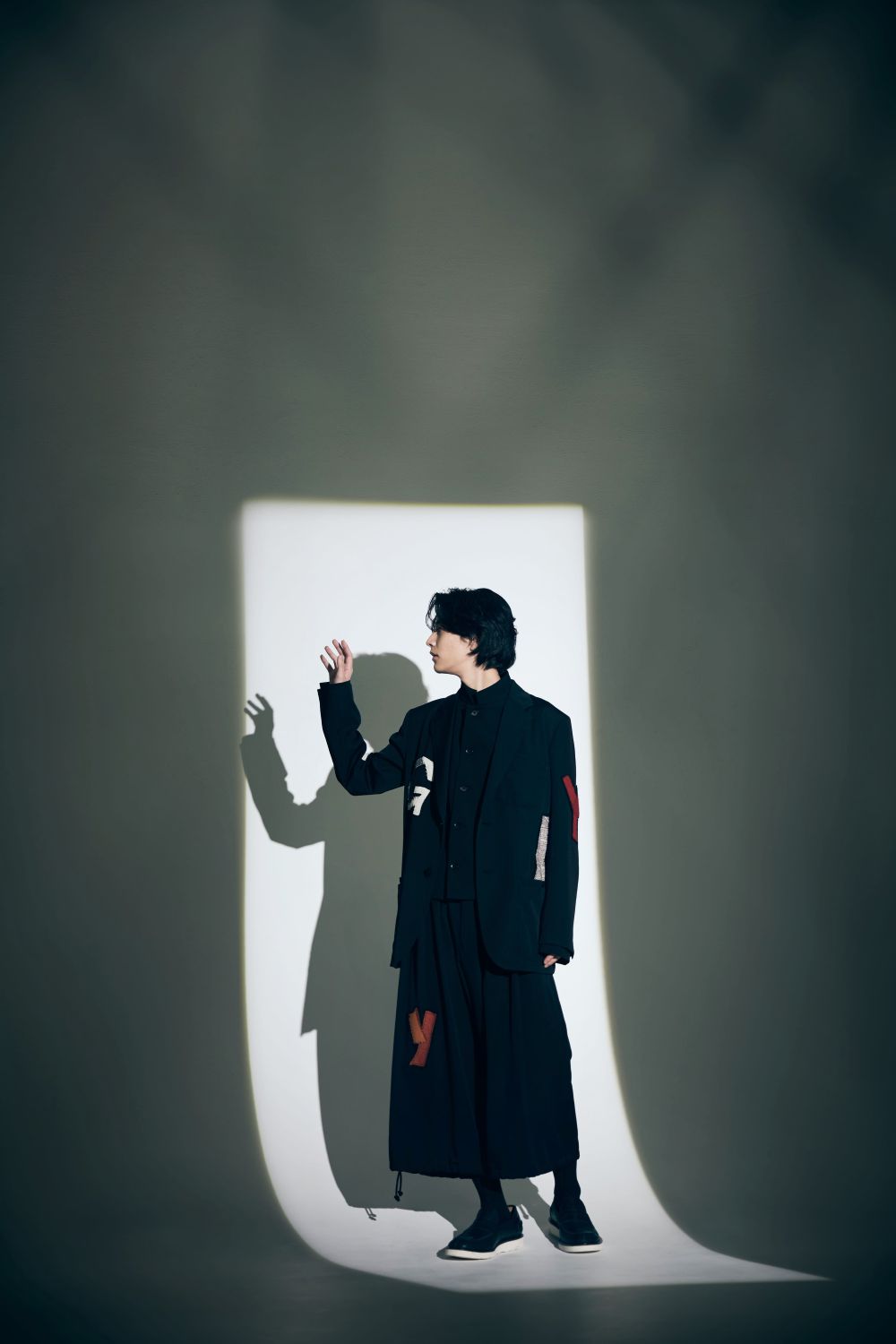 LOOK 3