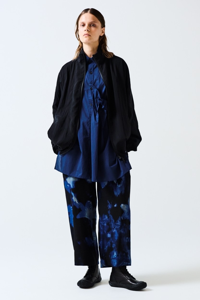LOOK 03